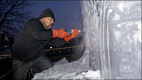 هنر تاتو آرتیست هنری هیت روی یخ